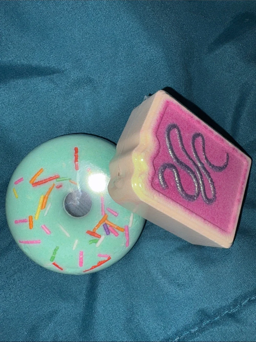 Mint Sprinkles Donut & Pink Frosted Poptart Bath Bombs - nwt & individually wrap